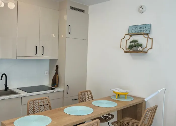 Blue Lagoon Apartment *